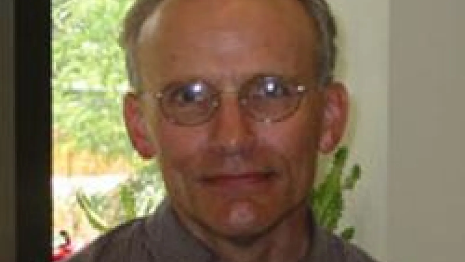 Raymond Van Dam